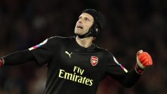 Petr Čech v dresu Arsenalu.