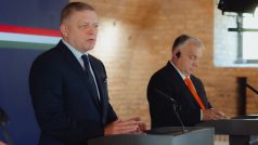 Zleva premiér Slovenska Robert Fico a Maďarska Viktor Orbán