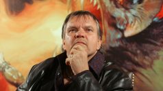 Americký rockový zpěvák Meat Loaf během představení svého alba Bat Out of Hell III: The Monster Is Loose v Hongkongu (foto ze září 2006)