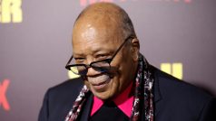 Americký hudebník, skladatel a trumpetista Quincy Jones (fotografie z 6. dubna 2017)