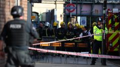 Policie okolí stanice Parsons Green zcela uzavřela.