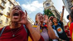 Proti policejnímu násilí vyšli do ulic protestovat také v pondělí.