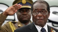 Mugabe po skoro 40 letech končí ve funkci prezidenta. Archivní snímek.