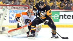 Michal Neuvirth proti Sidney Crosbymu