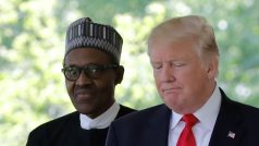 Bývalý americký prezident Donald Trump s nigerijskou hlavou státu Muhammaduem Buharim v roce 2018