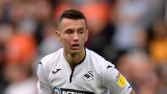 Záložník Swansea Bersant Celina