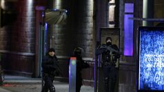 Francouzské bezpečnostní složky při zásahu ve štrasburské čtvrti Neudorf zabily Chérifa Chekatta, který podle policie v úterý večer střílel na místních vánočních trzích