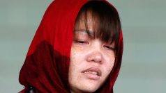 Veitnamka Doan Thi Huong obviněná z vraždy Kim Čong-nama poté, co se dozvěděla, že narozdíl od Indonésanky žaloba proti ní stažena nebude
