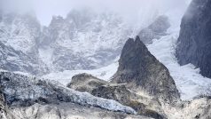 Ledovec na jižní straně Mont Blancu