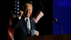 Demokratický prezidentský kandidát Joe Biden během krátkého projevu ve Wilmingtonu