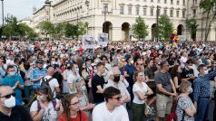 Tisíce Maďarů se v Budapešti sešly na protest proti plánovanému zbudování čínského kampusu