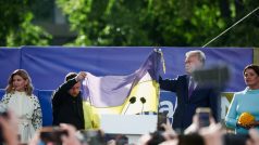 Ukrajinský a litevský prezident na centrálním vilniuském náměstí
