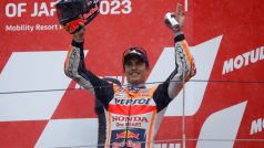 Marc Márquez slaví třetí místo na letošní Velké ceně Japonska