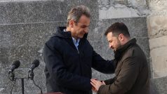 Řecký premiér Kyriakos Mitsotakis se na Ukrajině setkal s prezidentem Volodymyrem Zelenským