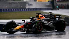 Max Verstappen zvítezil v deštivém počasí Velkou cenu formule 1 v Kanadě