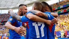 Fotbalisté Slovenska se radují z branky