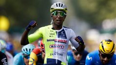Eritrejský cyklista Biniam Girmay vyhrál v hromadném spurtu třetí etapu Tour de France a v posledním dojezdu 111. ročníku na italském území vybojoval pro stáj Intermarché-Wanty první vítězství ve slavném závodu