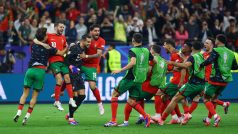 Fotbalisté Portugalska slaví postup do čtvrftinále mistrovství Evropy