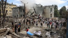 Zásah utrpěla v Kyjevě jedna budova specializované dětské nemocnice Ochmatdyt