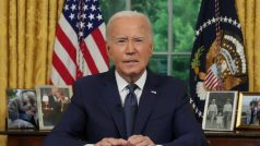 Americký prezident Joe Biden den po pokusu o vraždu bývalého prezidenta Donalda Trumpa vystoupil v televizi s proslovem z prezidentské pracovny v Bílém domě