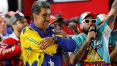 Venezuelský prezident Nicolás Maduro slaví vítězství v prezidentských volbách