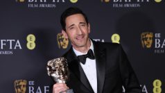 Hvězda Brutalisty Adrien Brody má BAFTA pro nejlepšího herce v hlavní roli