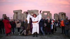 Loni nebyli v den, kdy je Slunce nejníže nad obzorem, ke Stonehenge puštěni žádní lidé.