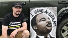 Remy Kayal patří mezi organizátory protestů proti rasismu a kdykoli má příležitost, rád debatuje s příznivci Donalda Trumpa