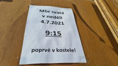 V kostele svatého Jakuba se poprvé po tornádu konala nedělní mše svatá