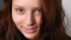 Policie pátrá po třináctileté dívce z Pelhřimovska. Rodina ji naposledy viděla v pátek 27. dubna ráno, uvedla policejní mluvčí Jana Kroutilová.