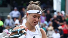 Zklamaná tenistka Karolína Muchová po prohře v prvním kole Wimbledonu