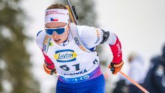 Česká biatlonistka Jessica Jislová na trati ve slovinské Pokljuce