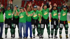 Hokejisté Energie slaví po roce návrat do extraligy