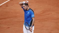 Zklamaný švýcarský tenista Stanislas Wawrinka po porážce v prvním kole French Open.