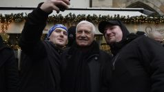 Na demonstraci vystoupil i bývalý prezident Václav Klaus.