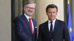 Francouzský prezident Macron přijal v Paříži českého premiéra Fialu