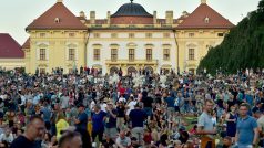 Na koncert dorazilo přes 14 000 návštěvníků.