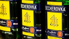 Lahve Becherovky