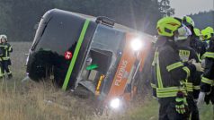 Při nehodě autobusu FlixBus v Německu utrpěli čtyři cestující středně vážná zranění