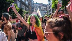 Průvod hrdosti LGBTQ lidí v Istanbulu v roce 2022