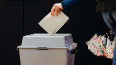 Volební účast v prezidentských volbách se dopoledne pohybovala nejčastěji mezi 50 a 55 procenty