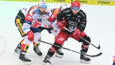 V předehrávce 35. kola extraligy hostí hokejisté Hradec Králové ve východočeském derby Pardubice