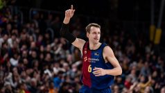 Basketbalista Jan Veselý v dresu Barcelony