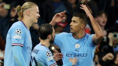 Záložník Manchesteru City Rodri slaví gól proti Bayernu Mnichov