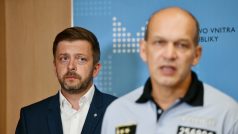 Ministr vnitra Vít Rakušan (STAN) a policejní prezident Martin Vondrášek