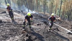 Jednotky hasičů likvidují požár v Městečku Trnávce