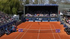 Hlavní kurt v areálu pražské tenisové Sparty