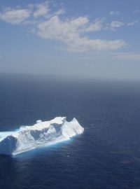 Tání ledovců je jen jedním ze závažných důsledků klimatických změn