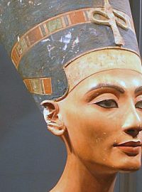 Busta egyptské královny Nefertiti