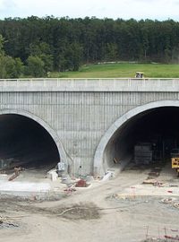 komořanský tunel